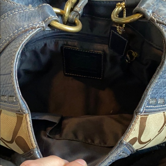 Coach purse - Picture 3 of 5